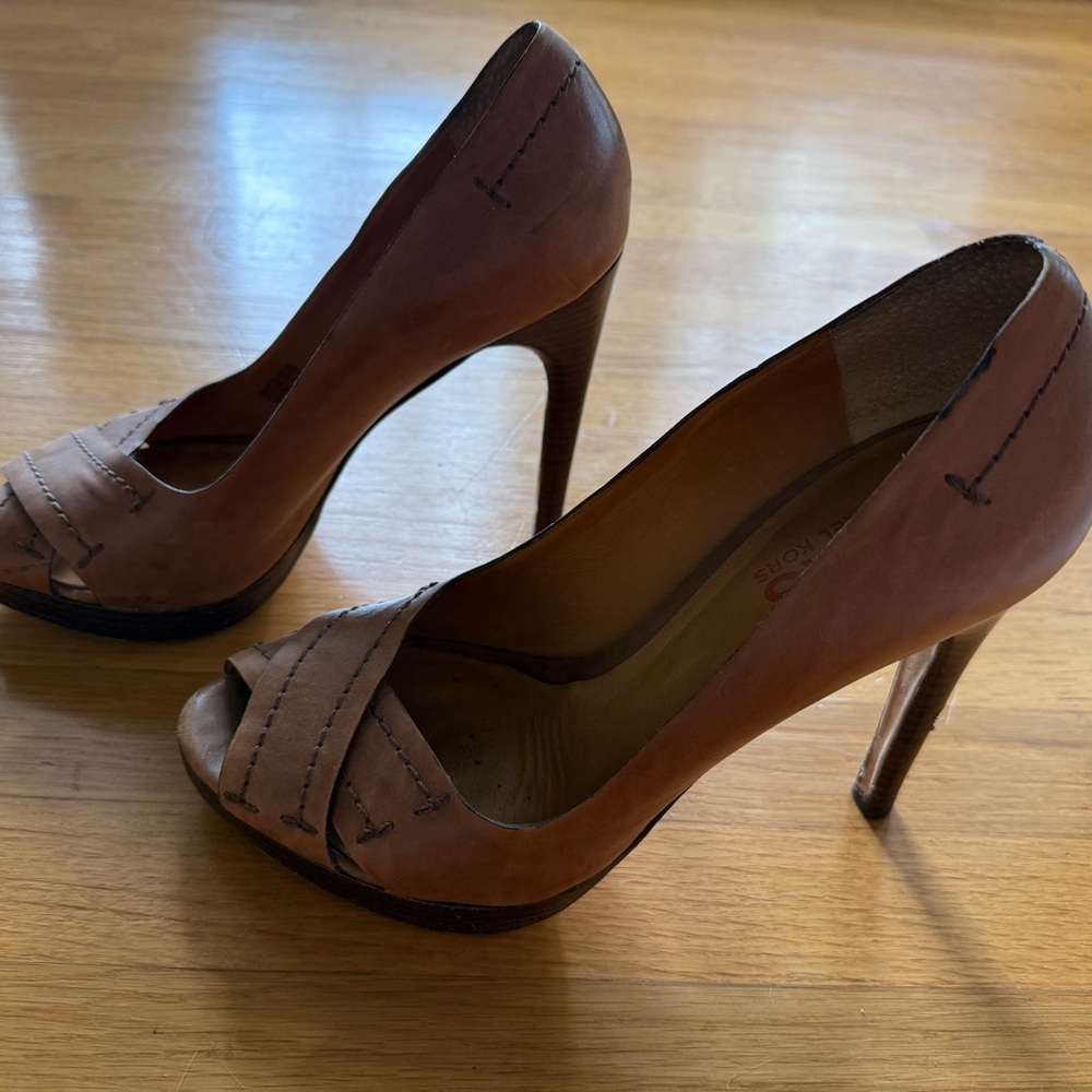 Michael Kors Tan Leather Heels
